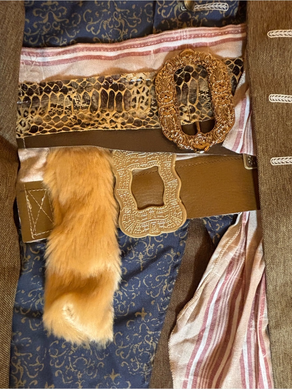 Disney Pirate Costume Kids 7/8 Captain Buccaneer Renaissance Halloween - Picture 6 of 9